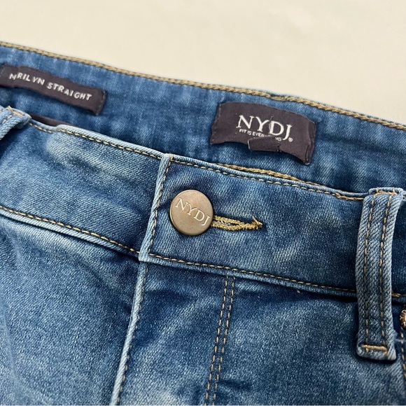 NYDJ Women’s Lift X Tuck Technology Size 12 Marilyn Straight Leg Jeans Casual - Picture 9 of 12